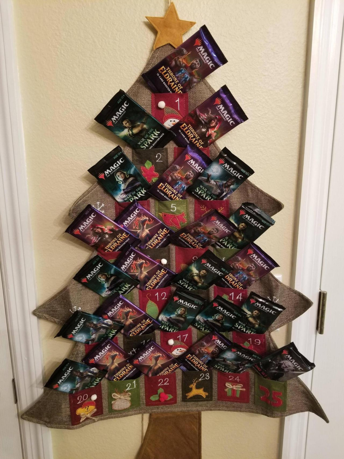 MTG Realm — Magic: the Gathering - Advent Calendar This very
