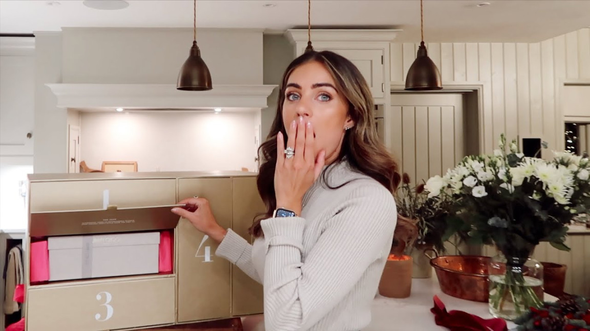 UNBOXING THE VIRAL JIMMY CHOO ADVENT CALENDAR  CHRISTMAS WITH THE MGS DAY    Lydia Elise Millen