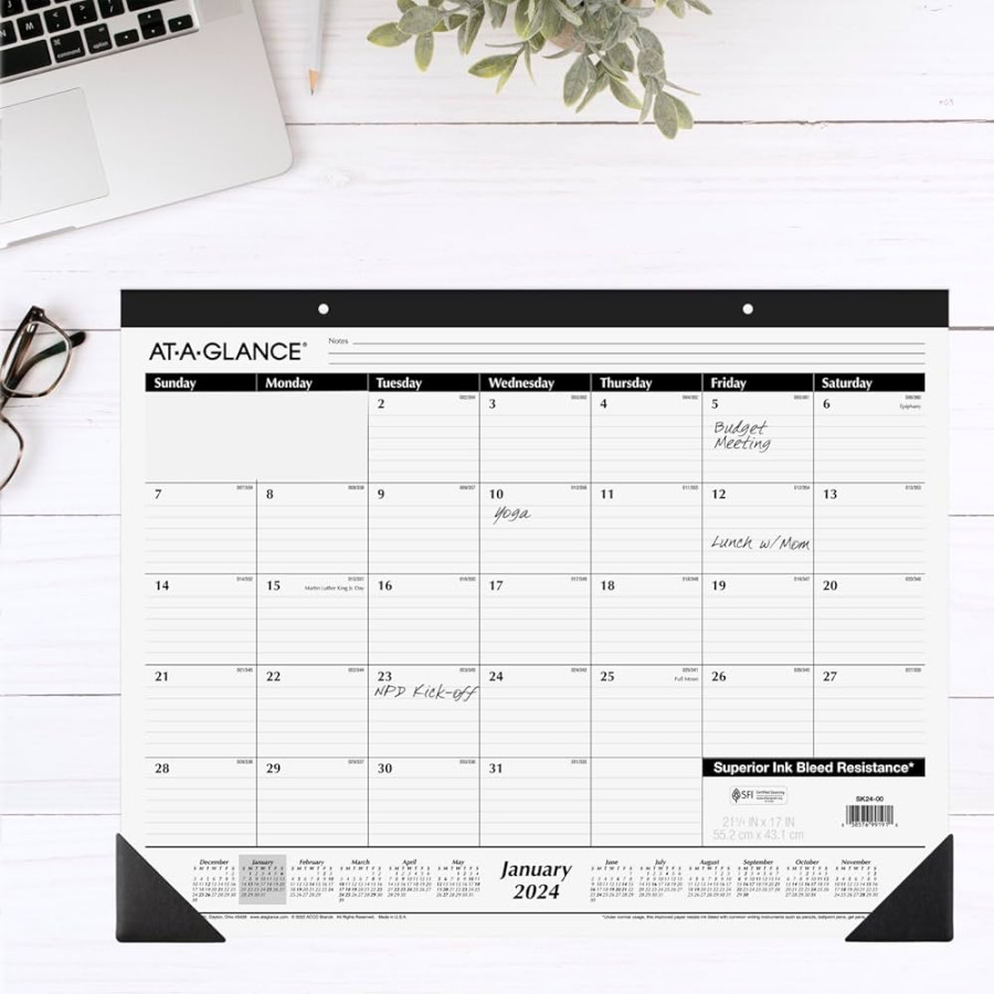 AT-A-GLANCE  Desk Calendar, Monthly Desk Pad, -/" x ", Large  (SK2002)